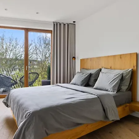 Apartament Luxury Penthouse In Area, Balcony & Parking Tallin