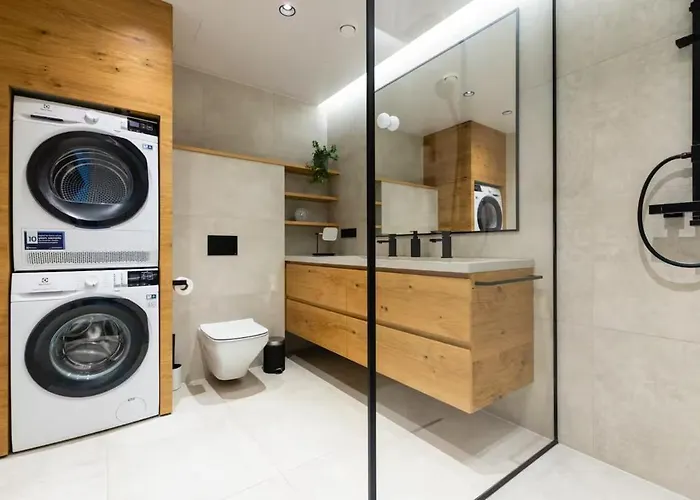 Lägenhet Luxury Penthouse In Area, Balcony & Parking