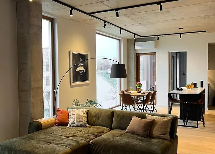 Lägenhet Luxury Penthouse In Area, Balcony & Parking Tallinn