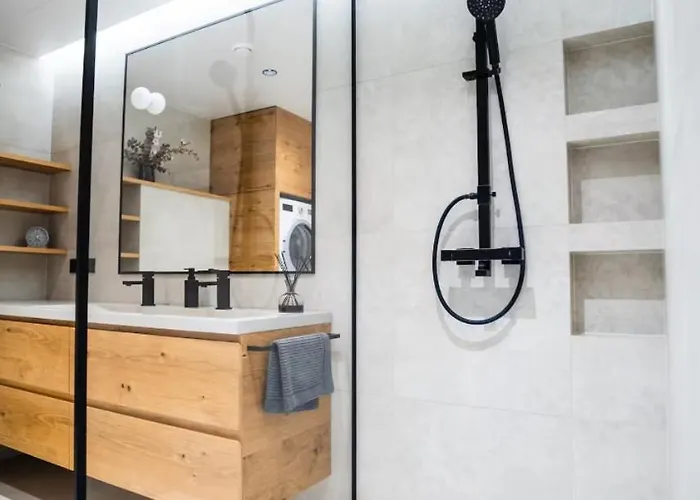 Apartament Luxury Penthouse In Area, Balcony & Parking