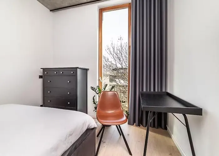 Luxury Penthouse In Area, Balcony & Parking Lägenhet Tallinn