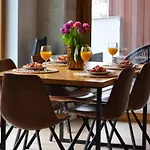 Luxury Penthouse In Area, Balcony & Parking Apartman *