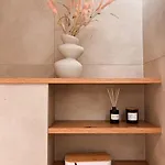 Luxury Penthouse In Area, Balcony & Parking Apartman