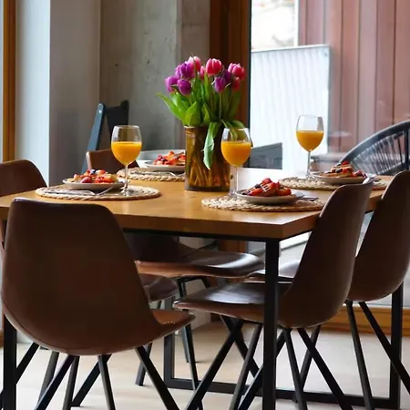 Luxury Penthouse In Area, Balcony & Parking Daire *