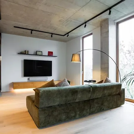 Daire Luxury Penthouse In Area, Balcony & Parking